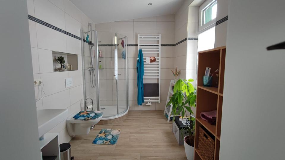 Reihenhaus Güstrow - 5 Zimmer, 140 m&sup2;, 215.000&euro; | Angebot:27038820
