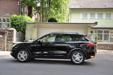 Porsche Cayenne 210.000 km 16.650 &euro; Herzogenrath 52134