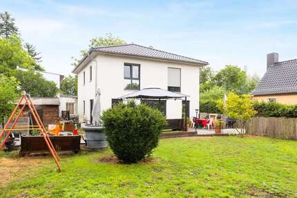 Haus Petershagen/Eggersdorf Eggersdorf - 10 Zimmer, 217 m&sup2;, 699.500&euro; | Angebot:25431350