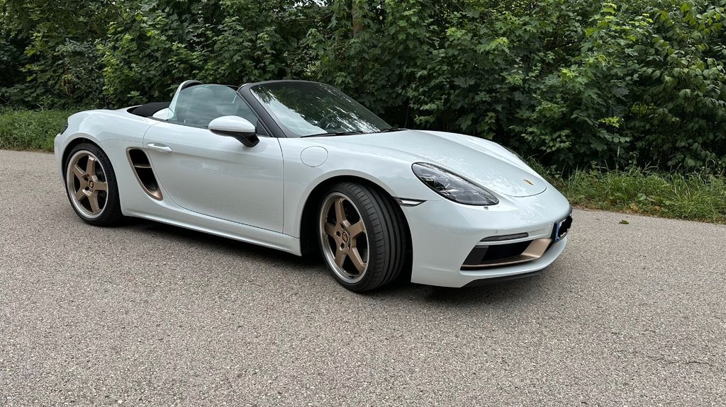 Porsche Boxster 4.000 km 95.000 &euro; Owen 73277