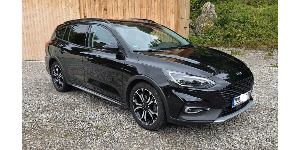 Ford Focus 69.300 km 15.990 &euro; Bidingen 87651