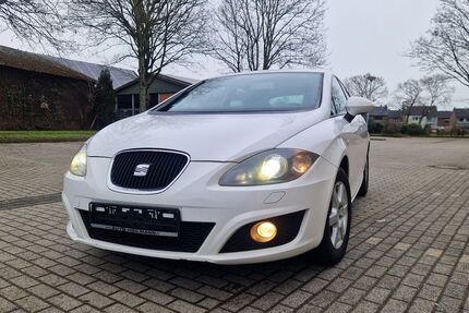 Seat Leon 232.463 km 3.990 &euro; Oberhausen 46149