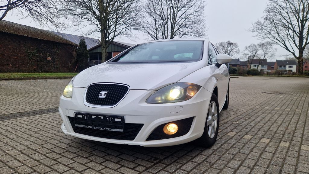 Seat Leon 232.463 km 3.990 &euro; Oberhausen 46149