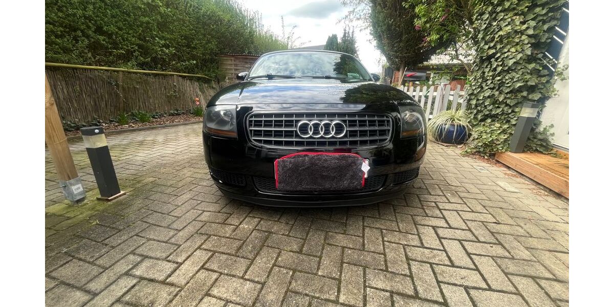 Audi TT 148.000 km 5.500 &euro; Georgsmarienhütte 49124
