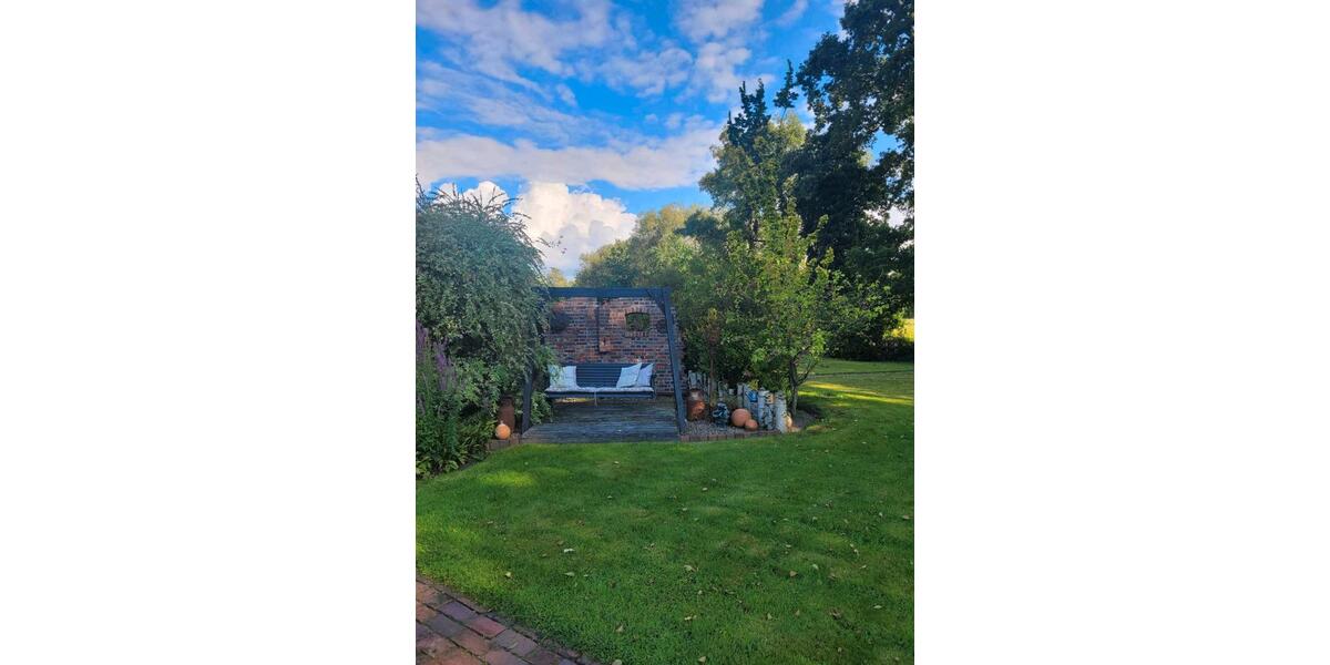 Einfamilienhaus mit idyllischem Garten zu vermieten 5 zimmer