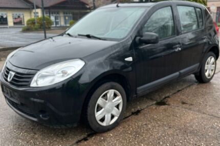 Dacia Sandero 114.754 km 3.490 &euro; Bautzen 02625