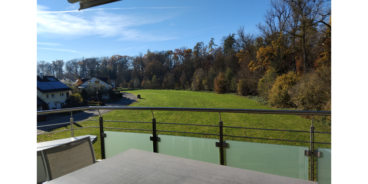 Komfortable und barrierefreie 2,5 Zimmer Penthouse-WHG mit EBK und TG-Stellplatz zu vermieten! 2 zimmer