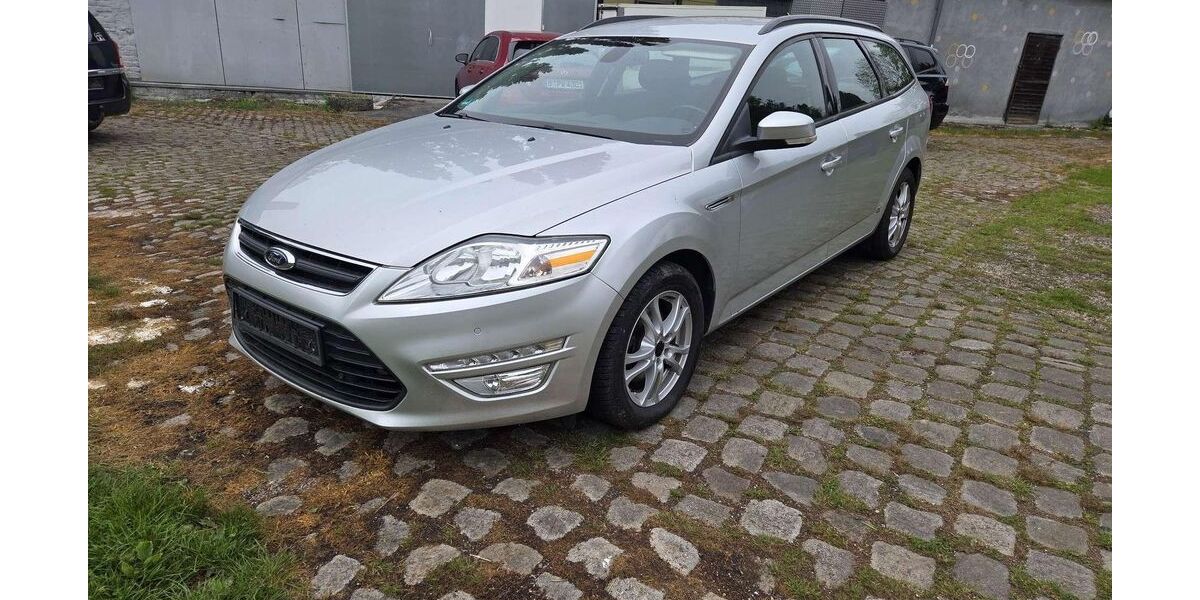 Ford Mondeo 261.000 km 2.990 &euro; Mülheim an der Ruhr 45473