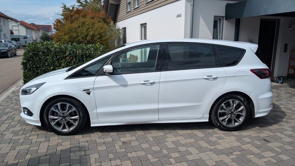 Ford S-Max 115.000 km 19.900 € NEUENBURG AM RHEIN 79395