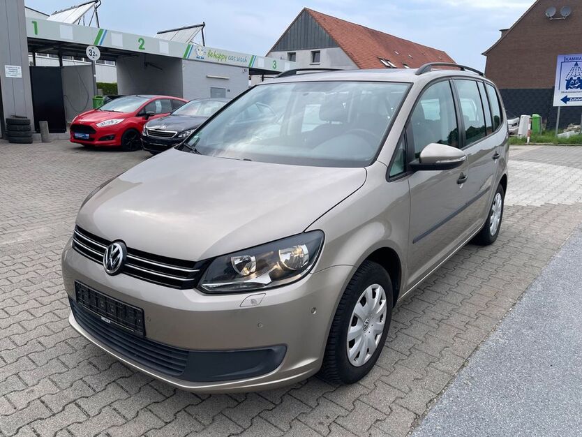 VW Touran 202.000 km 5.990 € Hilter a.T.W. 49176