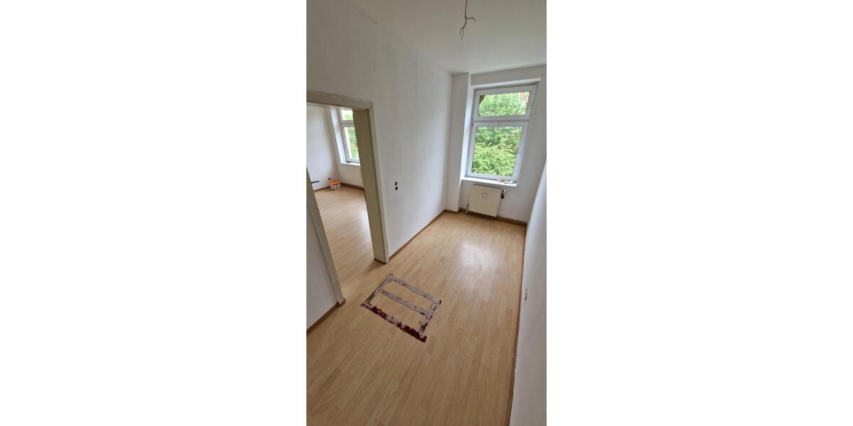 Etagenwohnung Weißenfels - 4 Zimmer, 67 m&sup2;, 420&euro; | Angebot:26619968