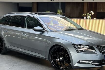 Skoda Superb 116.000 km 17.440 &euro; Cadolzburg bei Nürnberg 90556