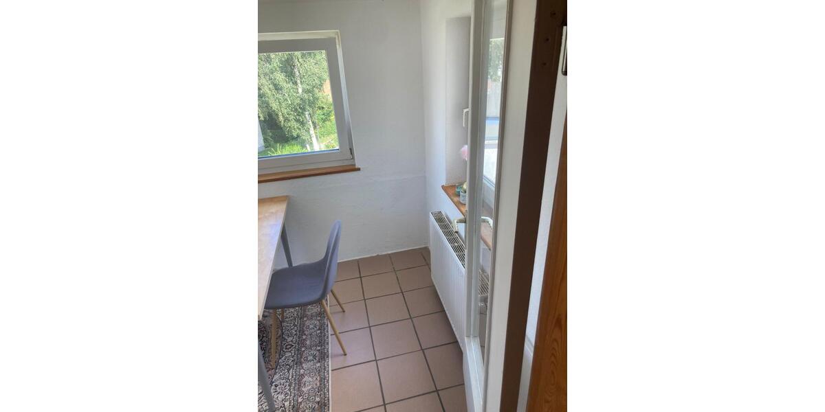 Dachgeschoßwohnung Kiel Elmschenhagen - 5 Zimmer, 105 m&sup2;, 297&euro; | Angebot:25308216