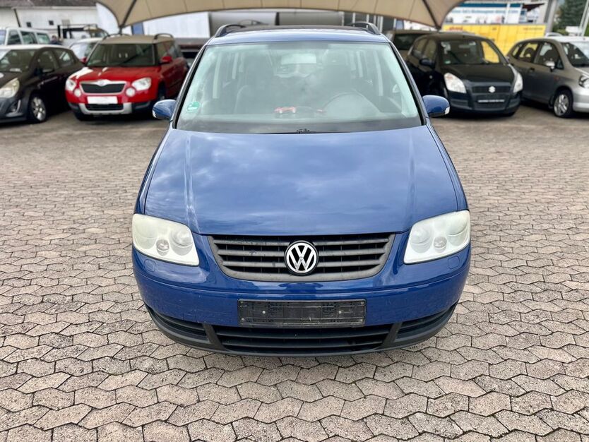 VW Touran 288.472 km 1.390 € Ingelheim am Rhein 55218