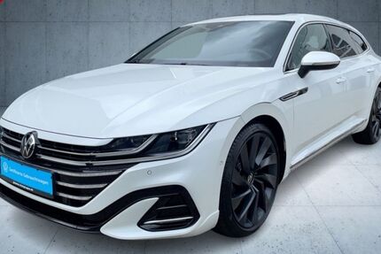 VW Arteon 14.896 km 41.970 &euro; Saal a.d. Donau 93342