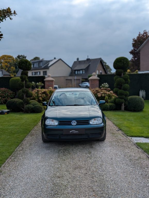 VW Golf 201.180 km 2.999 € Bocholt 46395