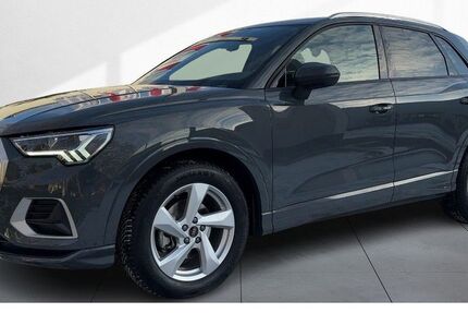 Audi Q3 18.947 km 30.890 &euro; Dresden 01067