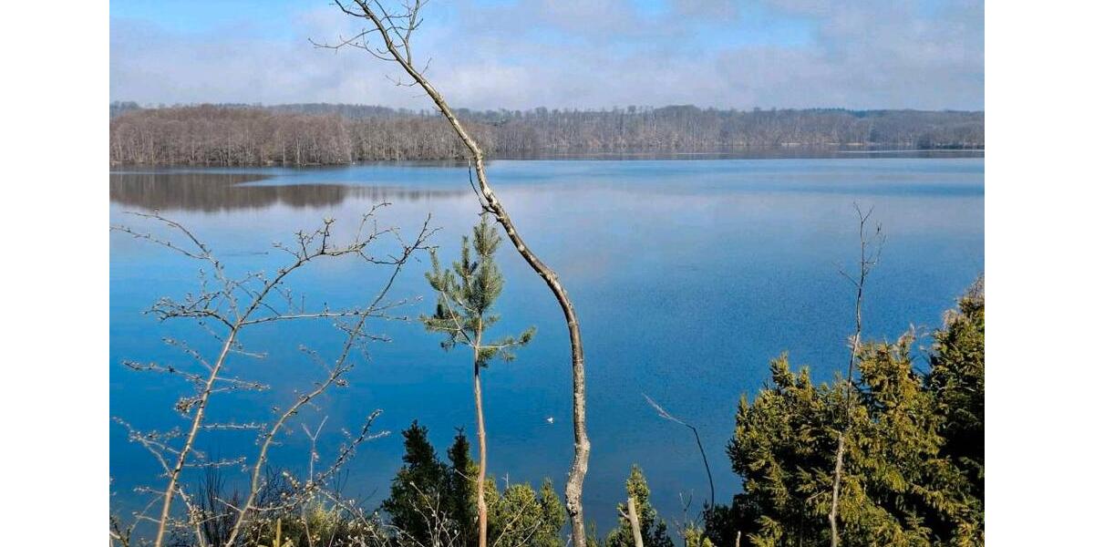 Erdgeschoßwohnung Pinnow - 3 Zimmer, 40 m&sup2;, 390&euro; | Angebot:26095725