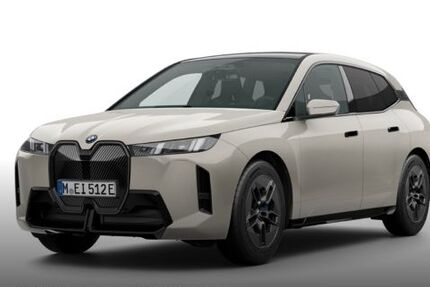 BMW iX 5.877 km 90.490 &euro; Rüsselsheim 65428