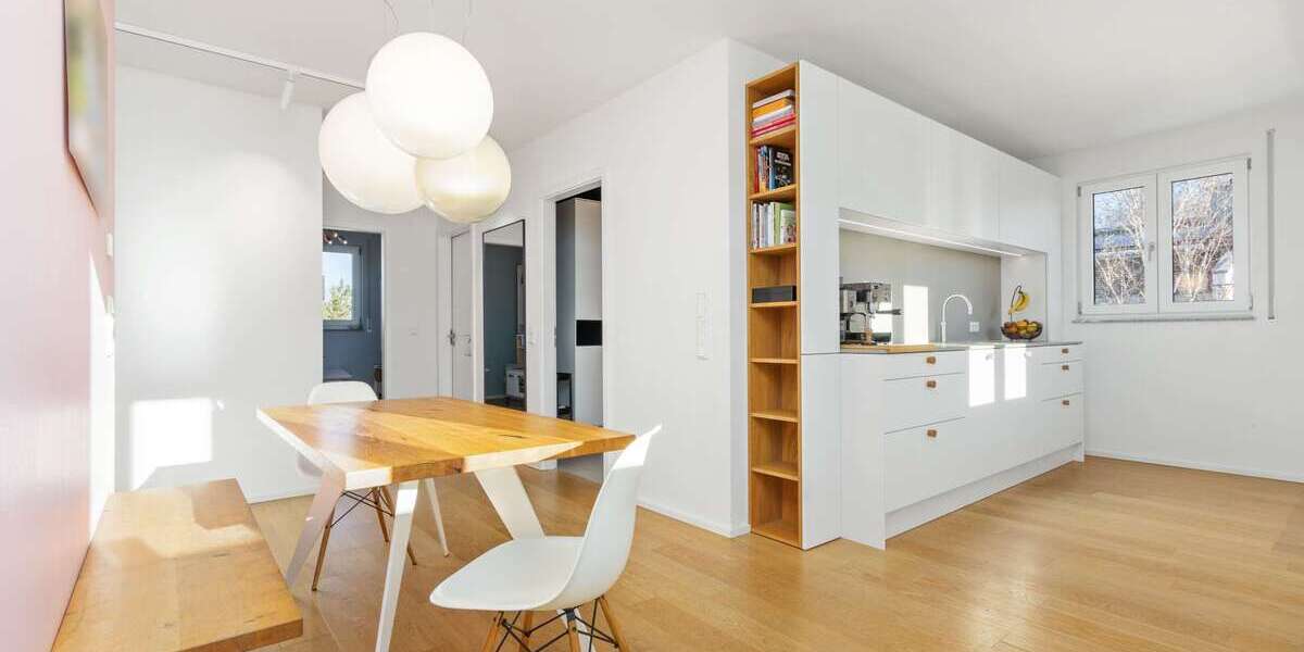 Offenes Wohnkonzept | Schwellenfrei erreichbar | 2 TG-Stellplätze uvm. - Dachgeschoßwohnung Unterhaching | Angebot:24821307