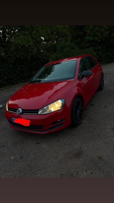 VW Golf 243.000 km 7.350 € Kehl 77694