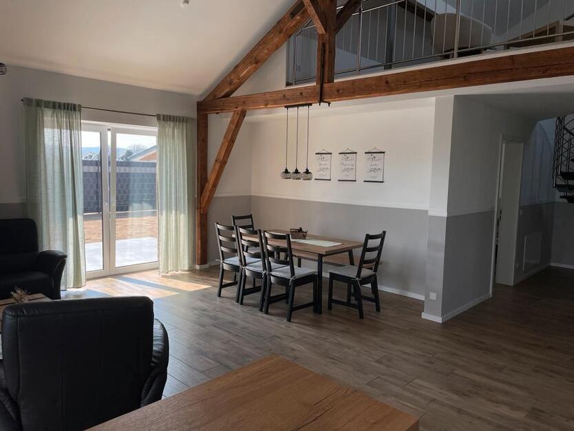 Ferienhaus für 8 Personen mit Whirlpool & Sauna 4 zimmer