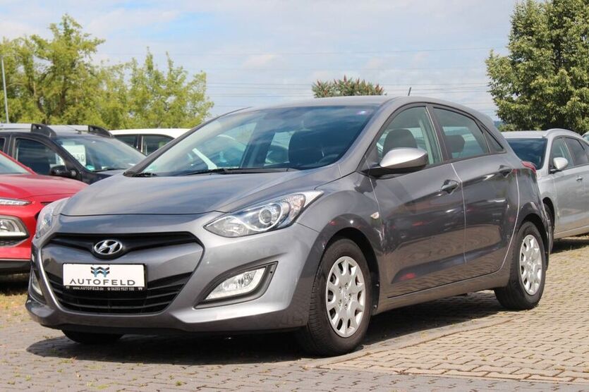 i30