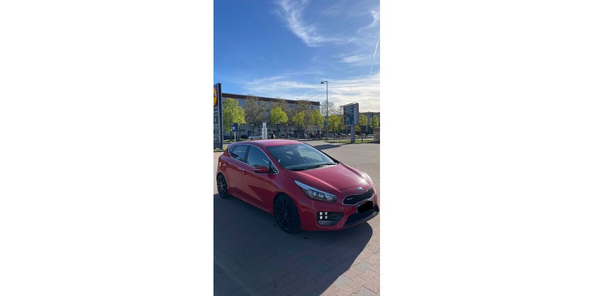 Kia ceed / Ceed 99.200 km 13.900 &euro; Ahrensfelde 16356