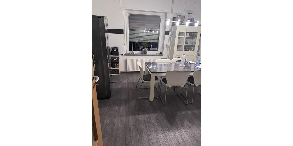 Etagenwohnung Schwerte - 2 Zimmer, 68 m&sup2;, 650&euro; | Angebot:24996950
