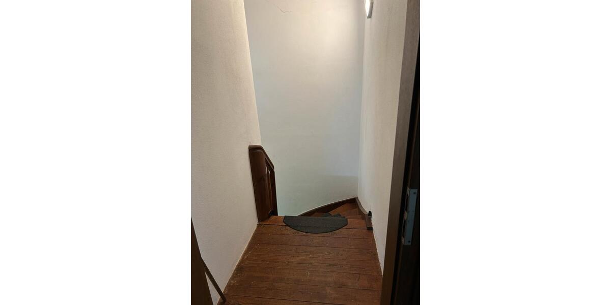 Mehrfamilienhaus, Wohnhaus Ingolstadt Nordost - 9 Zimmer, 176 m&sup2;, 550.000&euro; | Angebot:26262496