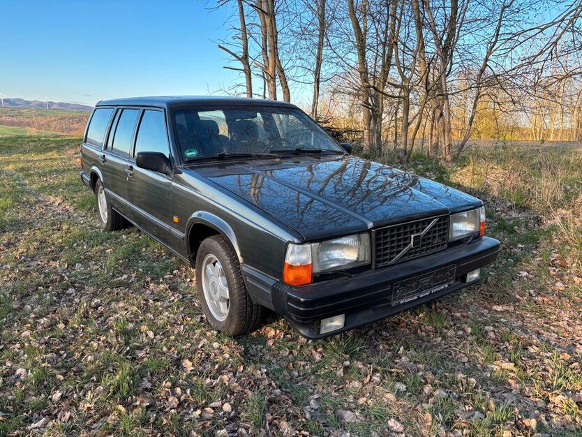 Volvo 745 358.936 km 6.500 € Sonnenstein 37345