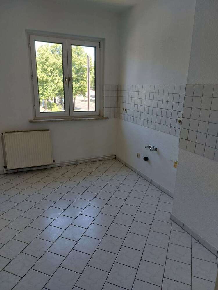 Wohnung zum Mieten in Magdeburg 416 € 64 m²