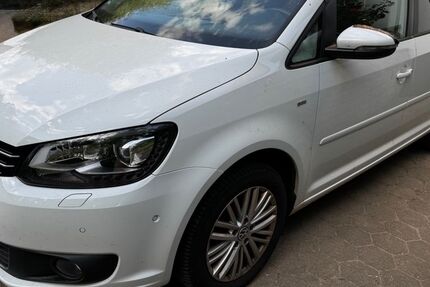 VW Touran 239.000 km 8.800 &euro; Untrasried 87496