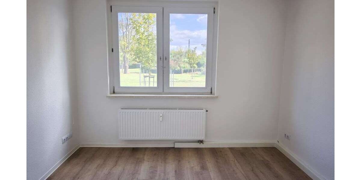 Etagenwohnung Merseburg - 5 Zimmer, 119 m&sup2;, 860&euro; | Angebot:27419749