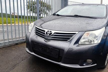 Toyota Avensis 310.000 km 3.800 &euro; Frickhofen 65599