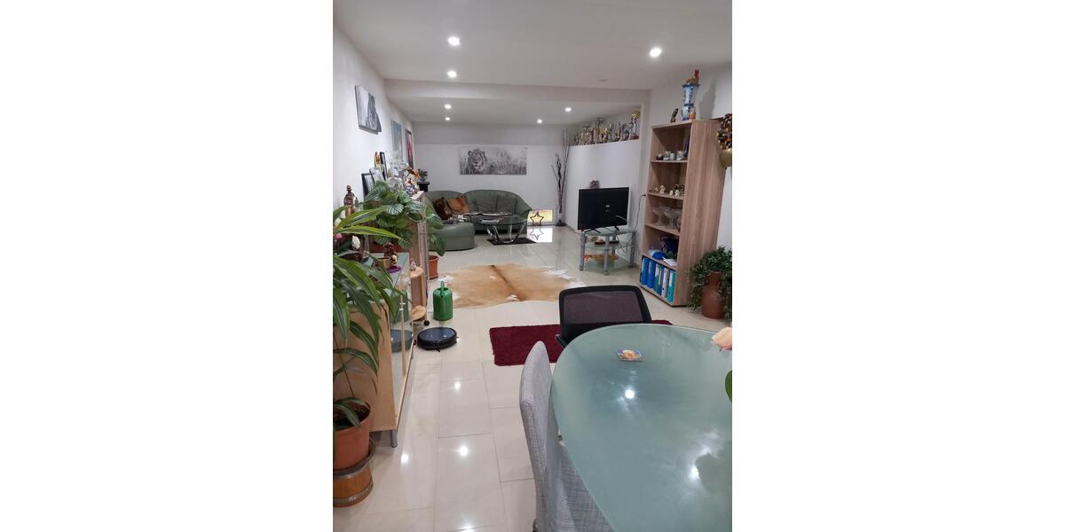 Einfamilienhaus Jestetten - 7 Zimmer, 230 m&sup2;, 595.000&euro; | Angebot:26414842