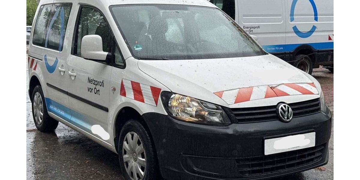 VW Caddy 67.500 km 6.998 &euro; Dessau-Roßlau 06847