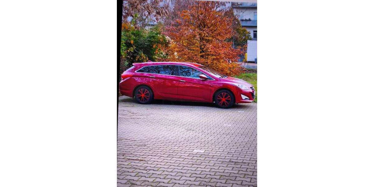 Hyundai i40 112.700 km 8.500 &euro; Halle 06112
