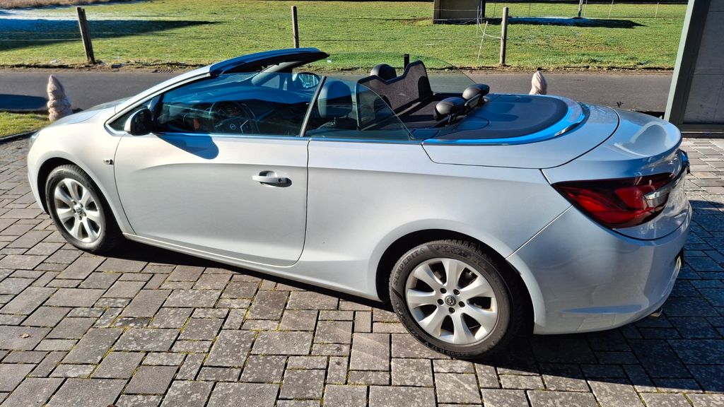 Opel Cascada 198.000 km 7.099 &euro; Eichenzell 36124