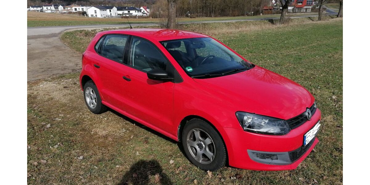 VW Polo 143.405 km 2.599 &euro; Berg 92348