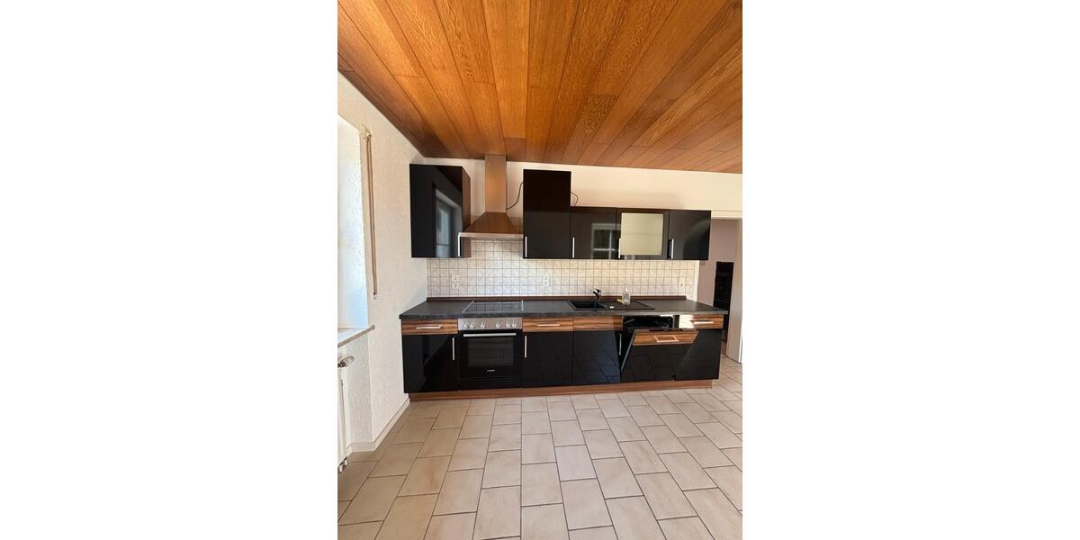 Etagenwohnung Wolfsegg - 2 Zimmer, 95 m&sup2;, 999&euro; | Angebot:26416488