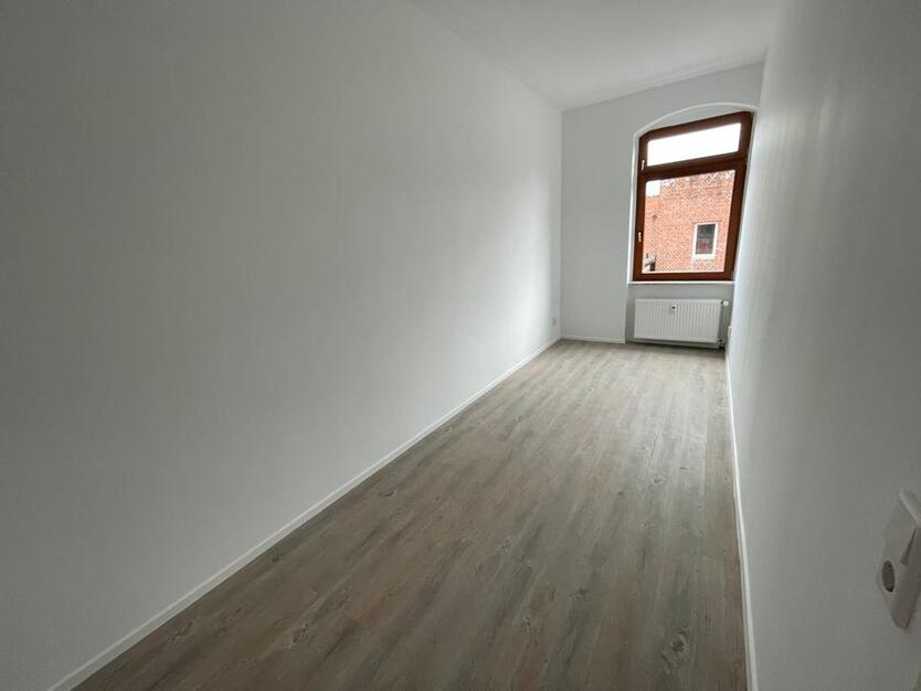 ATLAS IMMOBILIEN: Renovierte Altbauwohnung zimmer