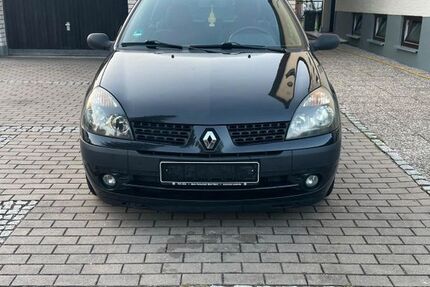 Renault Clio 228.641 km 990 &euro; Freising 85356