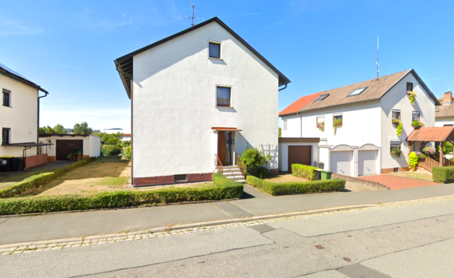 Haus zum Kaufen in Neustadt bei Coburg 265.000 € 140 m²