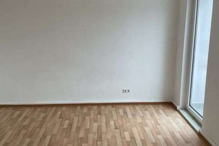 Wohnung Glauchau - 3 Zimmer, 58 m&sup2;, 291&euro; | Angebot:27669278