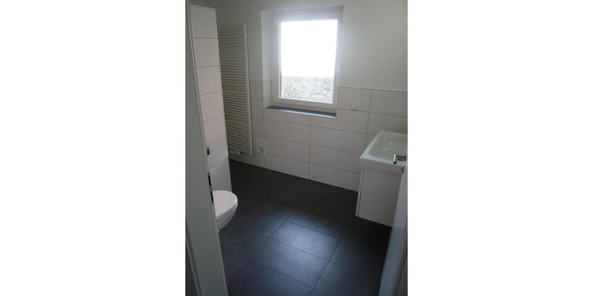 Einfamilienhaus Prosselsheim - 6 Zimmer, 98 m&sup2;, 1.000&euro; | Angebot:25419692