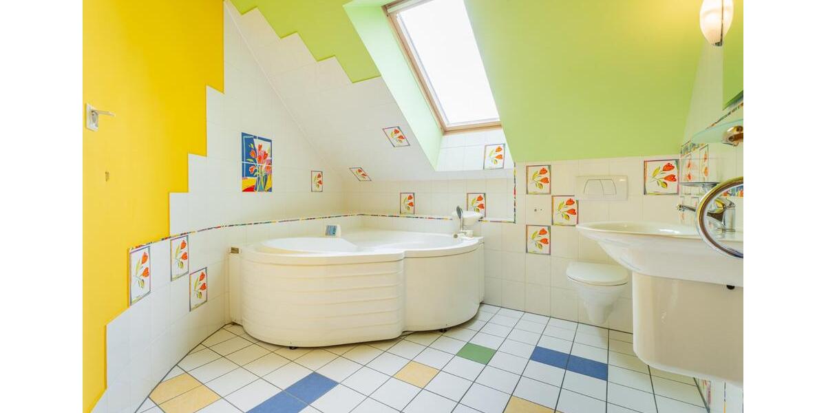 Villa Löcknitz - 8 Zimmer, 682 m&sup2;, 864.000&euro; | Angebot:25873257