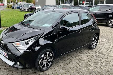 Toyota Aygo (X) 54.750 km 8.700 € Marburg 35039