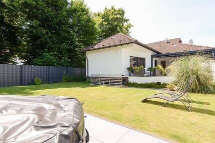 2018 saniertes EFH mit hausinterner Garage in zentraler Lage von Opladen * hochwertige Ausstattung * 2 Terrassen * ... 5 zimmer