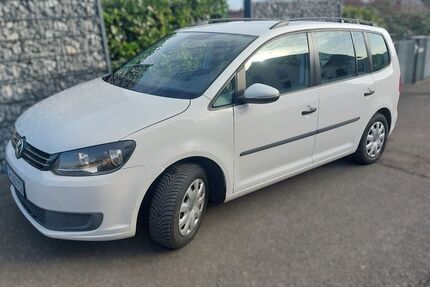 VW Touran 197.000 km 4.950 &euro; Bad Salzuflen 32108
